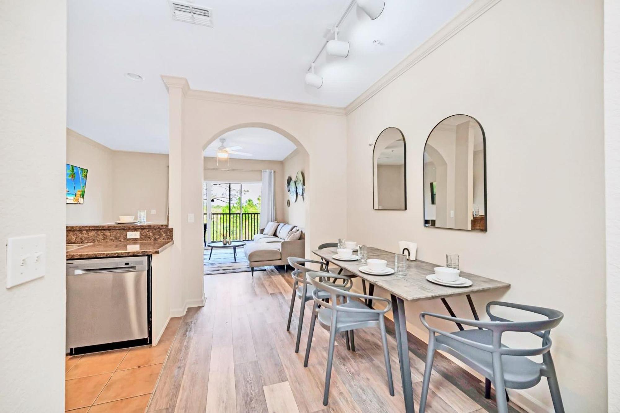 Spacious 2Br Condo With Pool & Hot Tub, Near Disney! ออร์ลันโด ภายนอก รูปภาพ